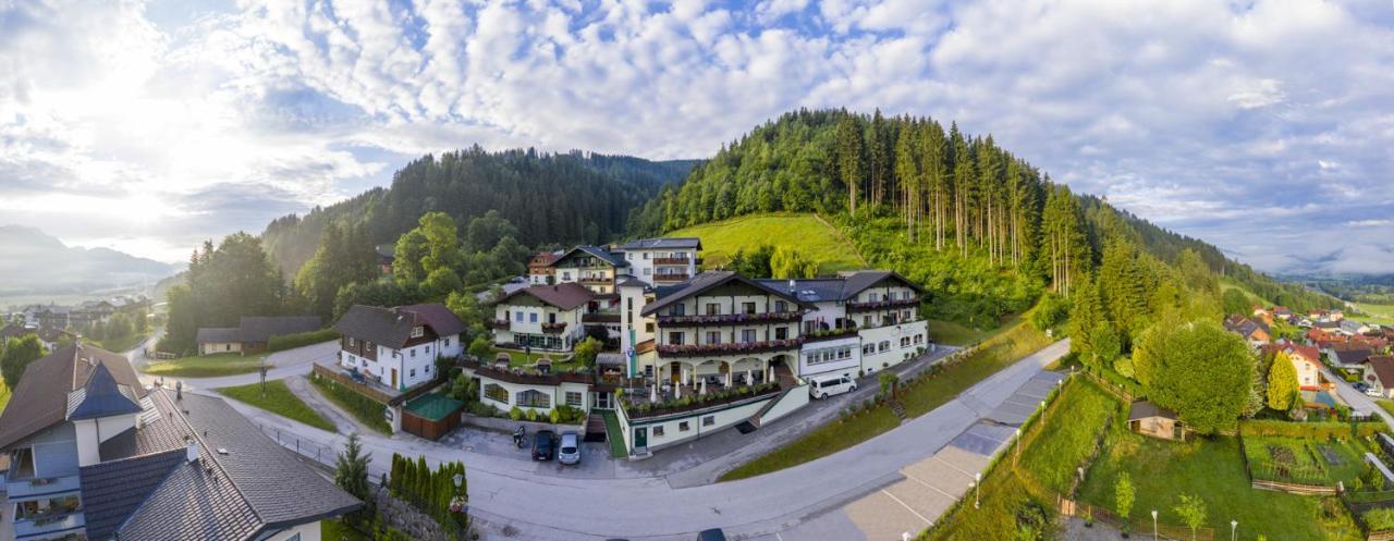 Panoramahotel Guertl Хаус-им-Энншталь Экстерьер фото