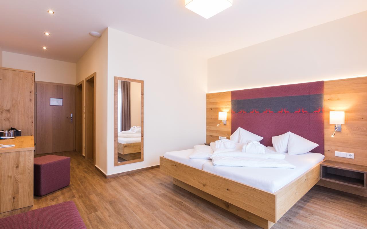 Panoramahotel Guertl Хаус-им-Энншталь Экстерьер фото